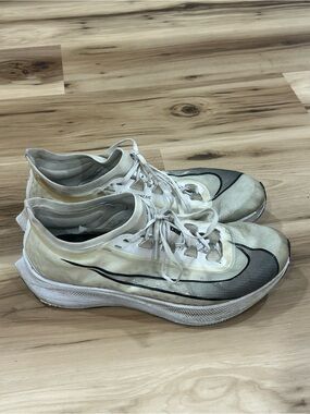 Nike Zoom Fly 3’s